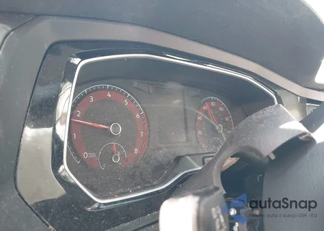 2020 Volkswagen Jetta 1.4T R-Line/1.4T S z USA, uszkodzony, nr VIN 3VWN57BU4LM068025